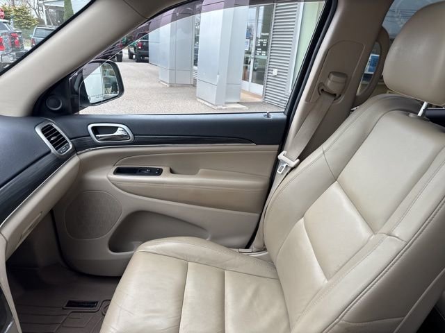 Used 2019 Jeep Grand Cherokee Limited AWD/4WD image 28