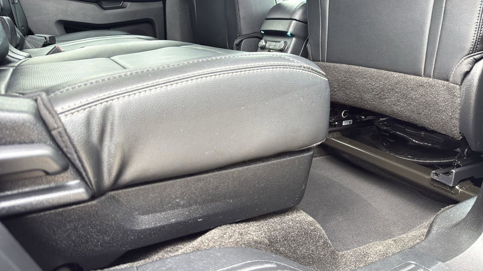 Used 2016 Ford Explorer Limited image 27