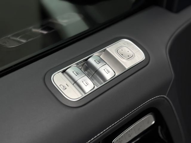 Used 2025 Mercedes-Benz G 63 AMG 4MATIC image 48