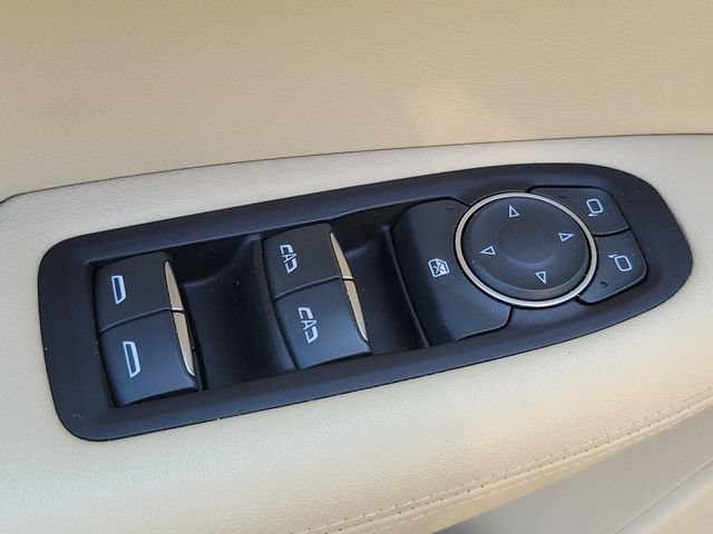 Certified 2019 Cadillac XT5 AWD image 13