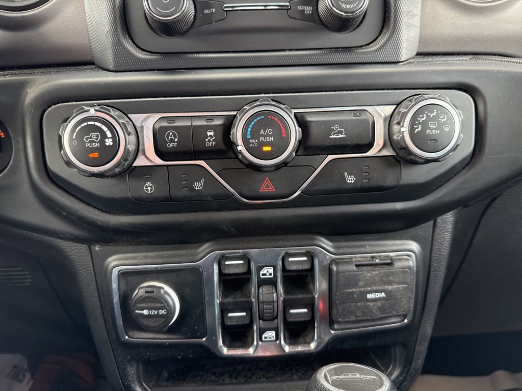 Used 2021 Jeep Gladiator Willys image 14