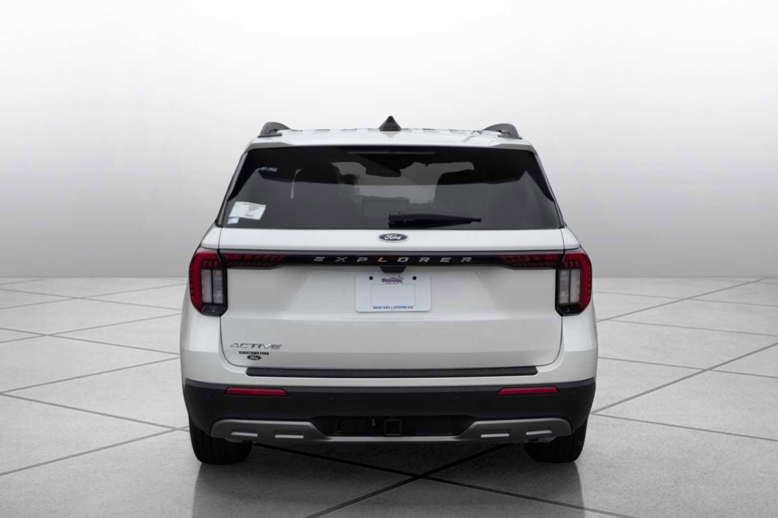 New 2025 Ford Explorer Active w/ Active Comfort Package image 14