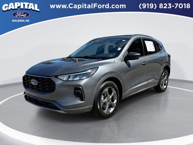 Used 2023 Ford Escape ST-Line w/ Tech Pack #1 AWD/4WD image 1