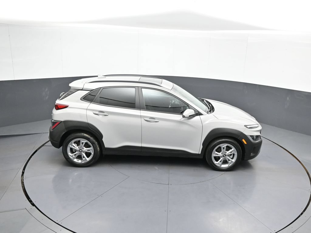 Certified 2022 Hyundai Kona SEL w/ Convenience Package AWD/4WD image 38