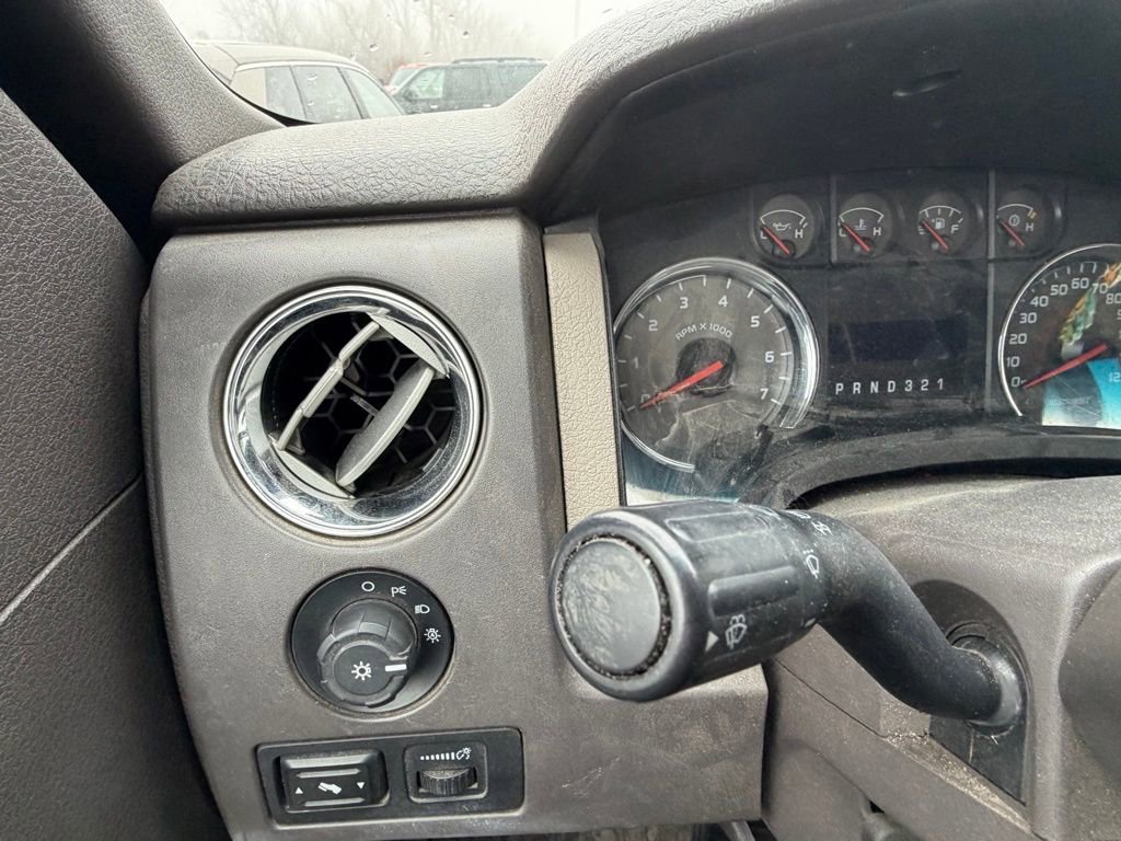 Used 2010 Ford F150 XLT image 13
