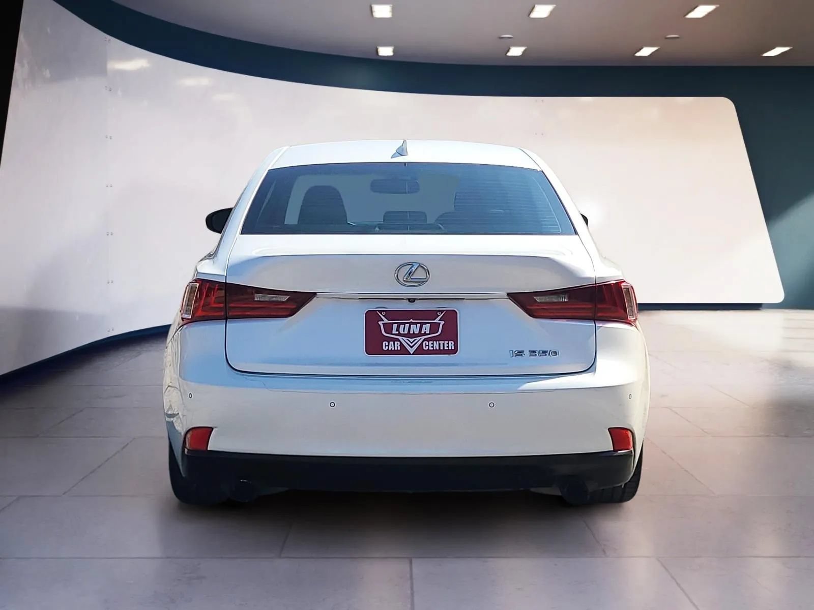 Used 2016 Lexus IS 350 w/ Navigation System Package RWD image 4
