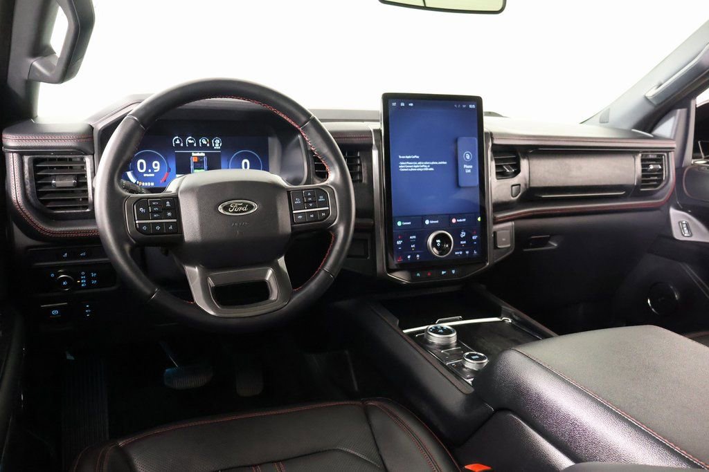 Used 2024 Ford Expedition Limited image 2