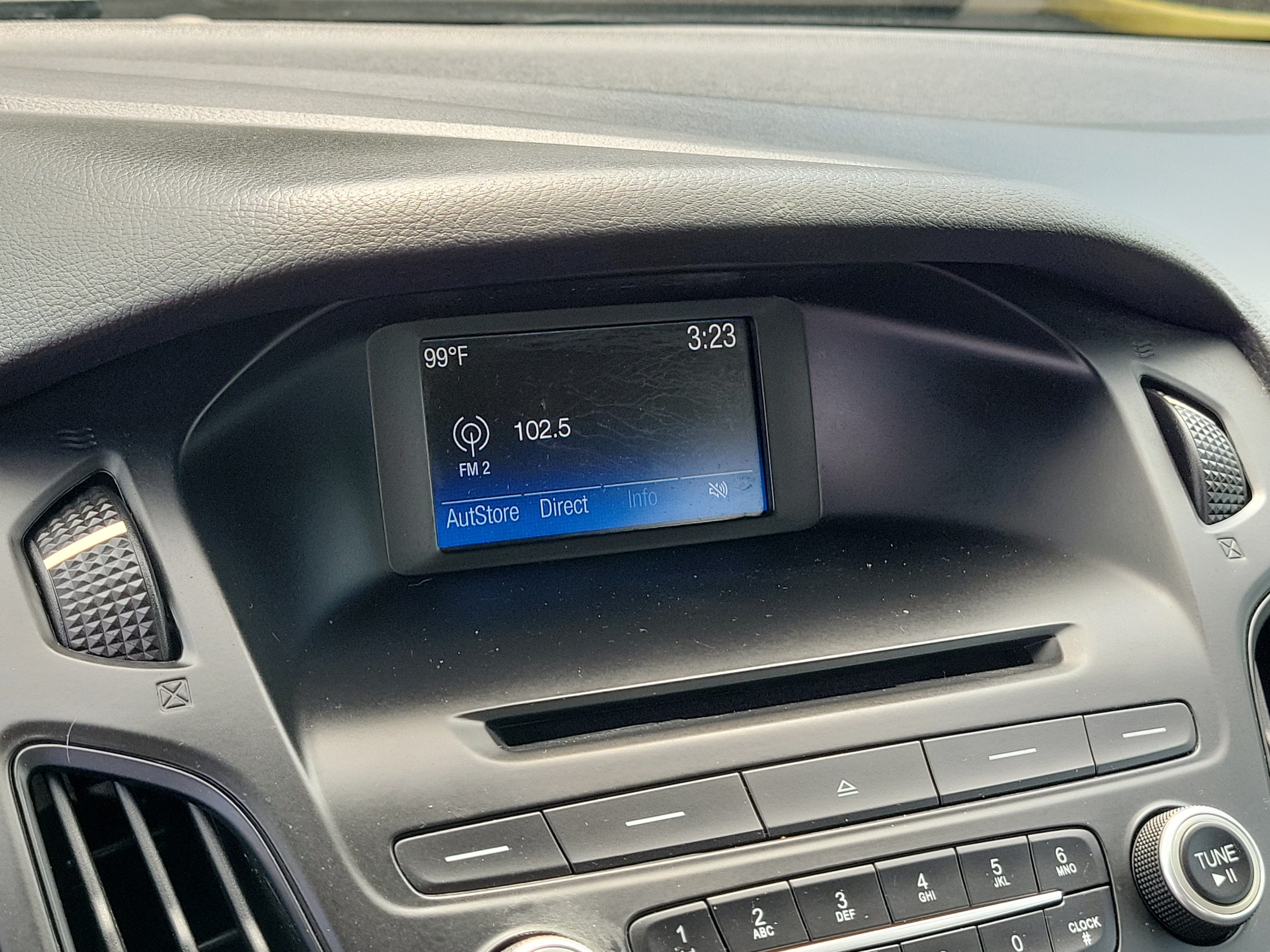 Used 2016 Ford Focus SE w/ Reverse Sensing Package FWD image 24