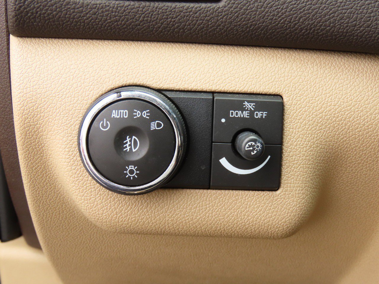 Used 2011 Buick Enclave CXL FWD image 28