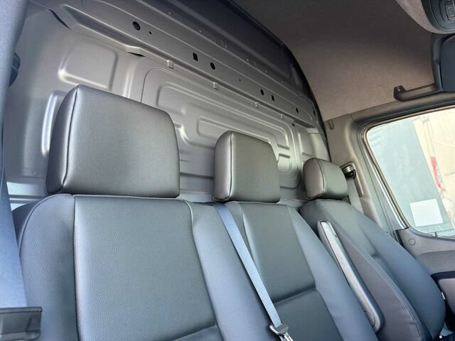 New 2026 Mercedes-Benz Sprinter 2500 image 16