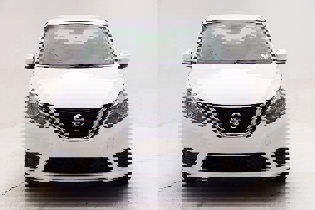 Used 2019 Nissan Sentra SV image 4