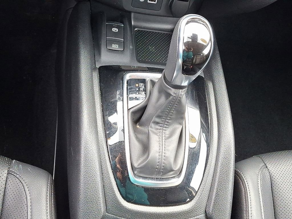 Used 2022 Nissan Rogue Sport SL w/ Premium Package image 16