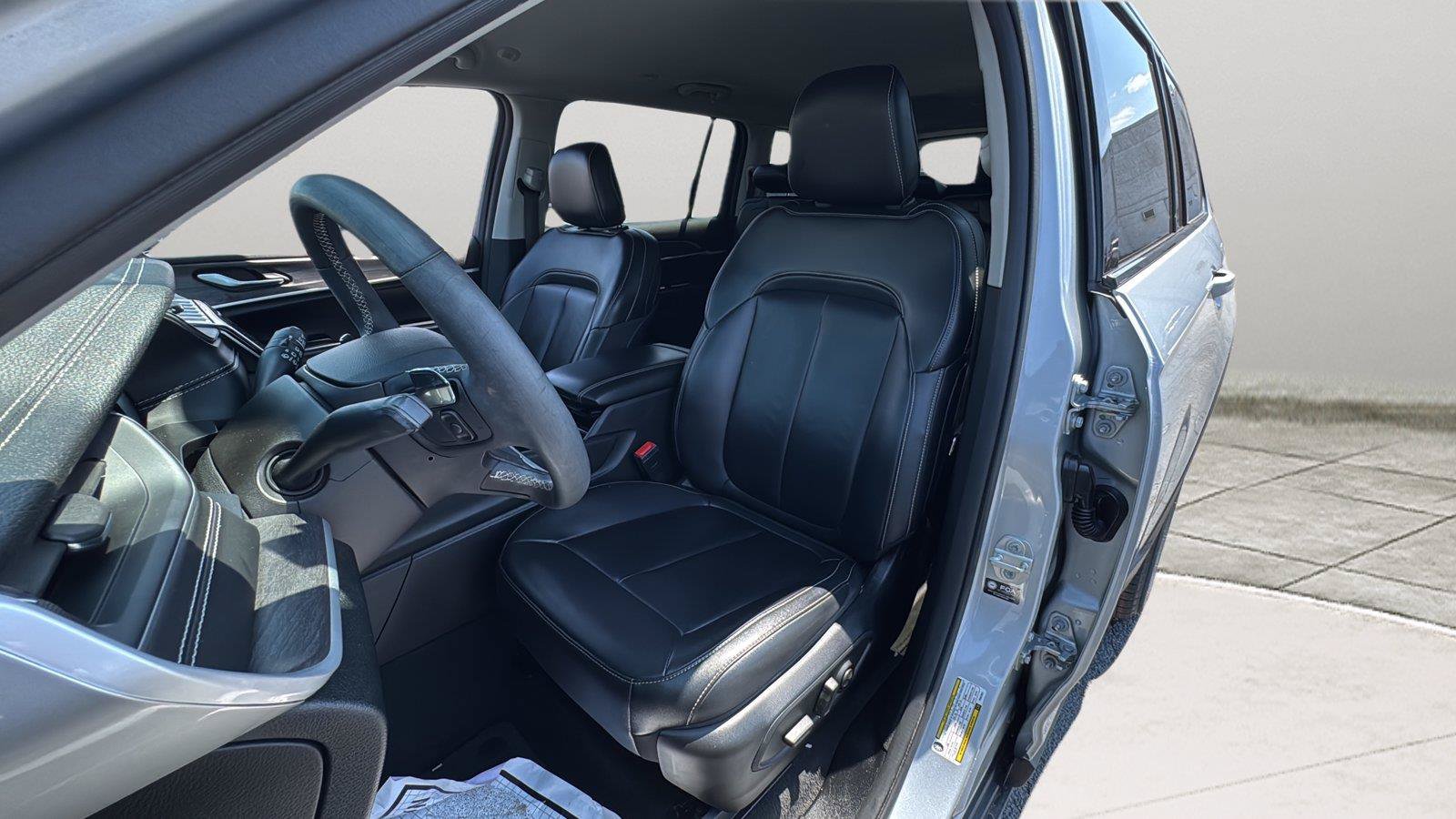 Used 2023 Jeep Grand Cherokee L Limited AWD/4WD image 18