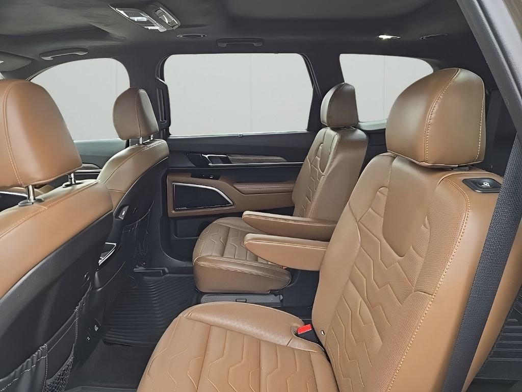 Used 2021 Kia Telluride SX w/ SX Prestige Package AWD/4WD image 12