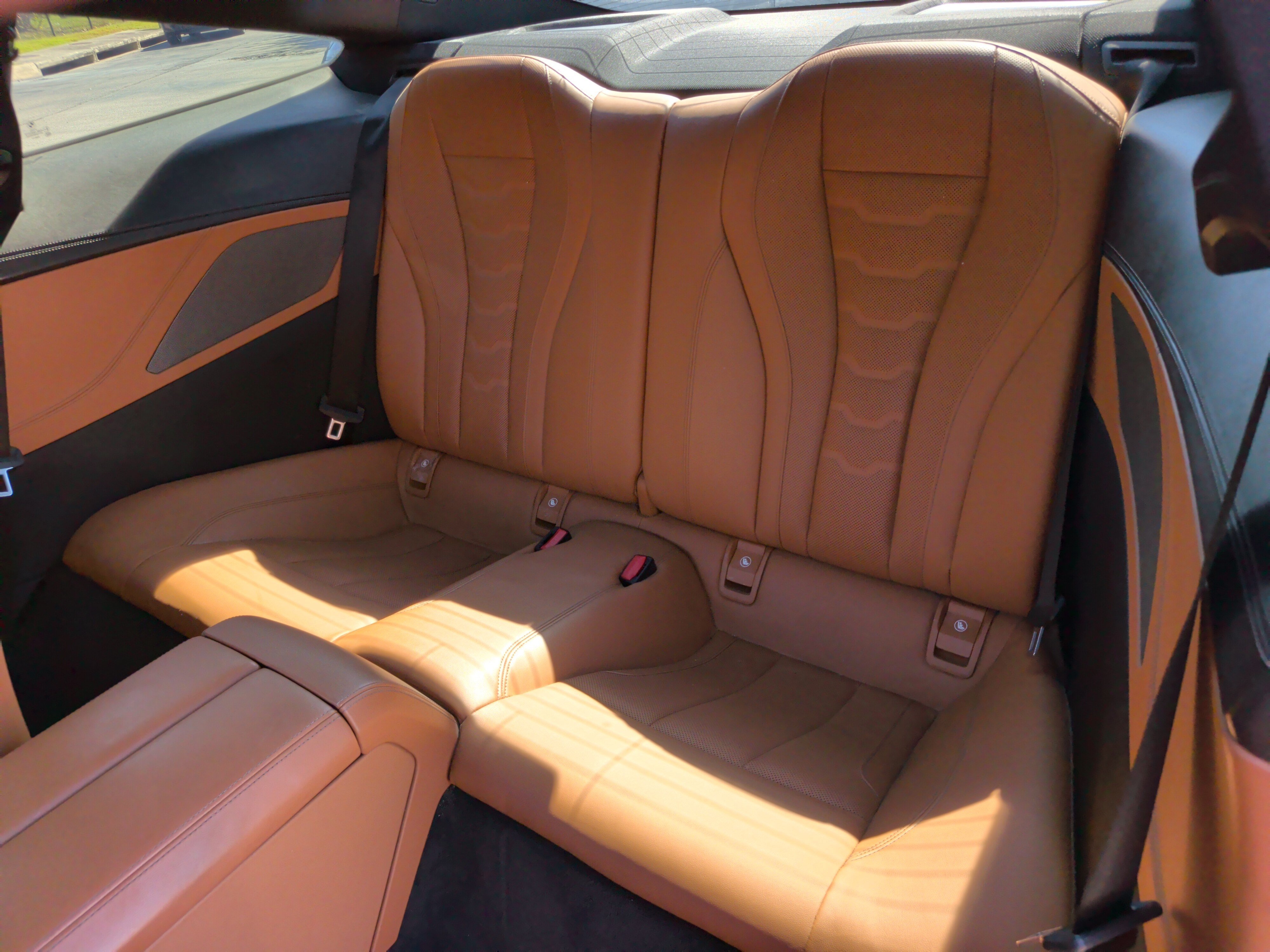 Used 2020 BMW 840i Coupe w/ M Sport Package RWD image 31