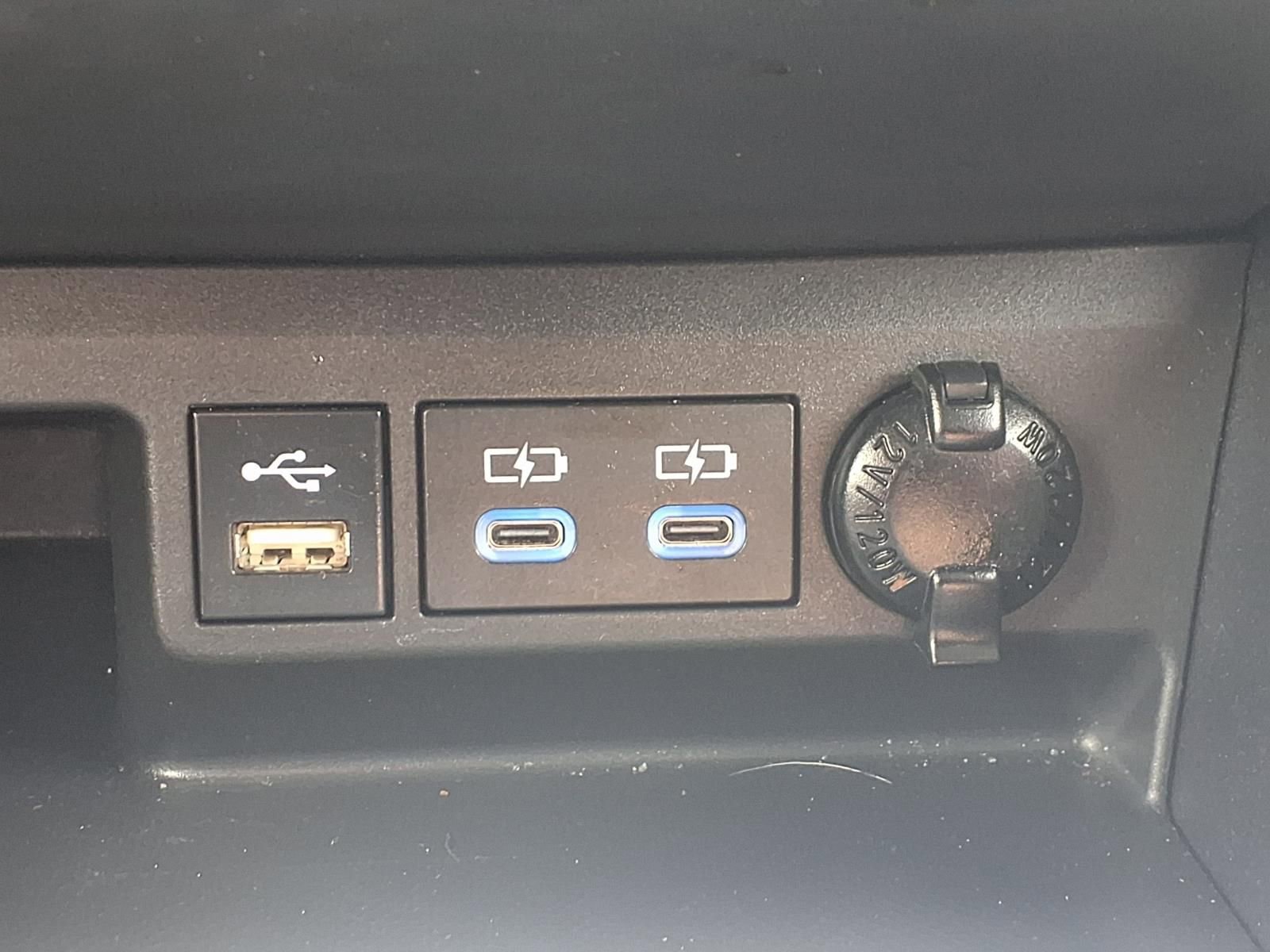 Used 2022 Toyota Highlander Limited image 10