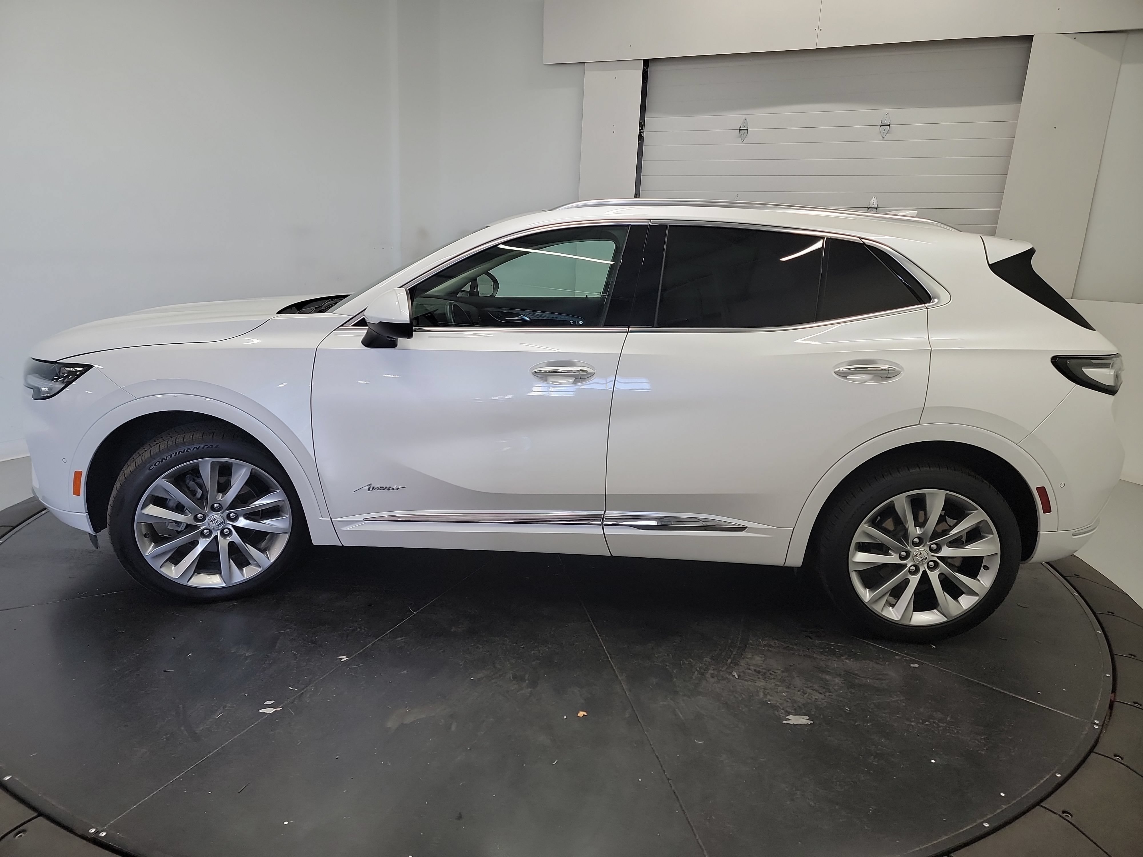 Used 2023 Buick Envision Avenir AWD/4WD image 4