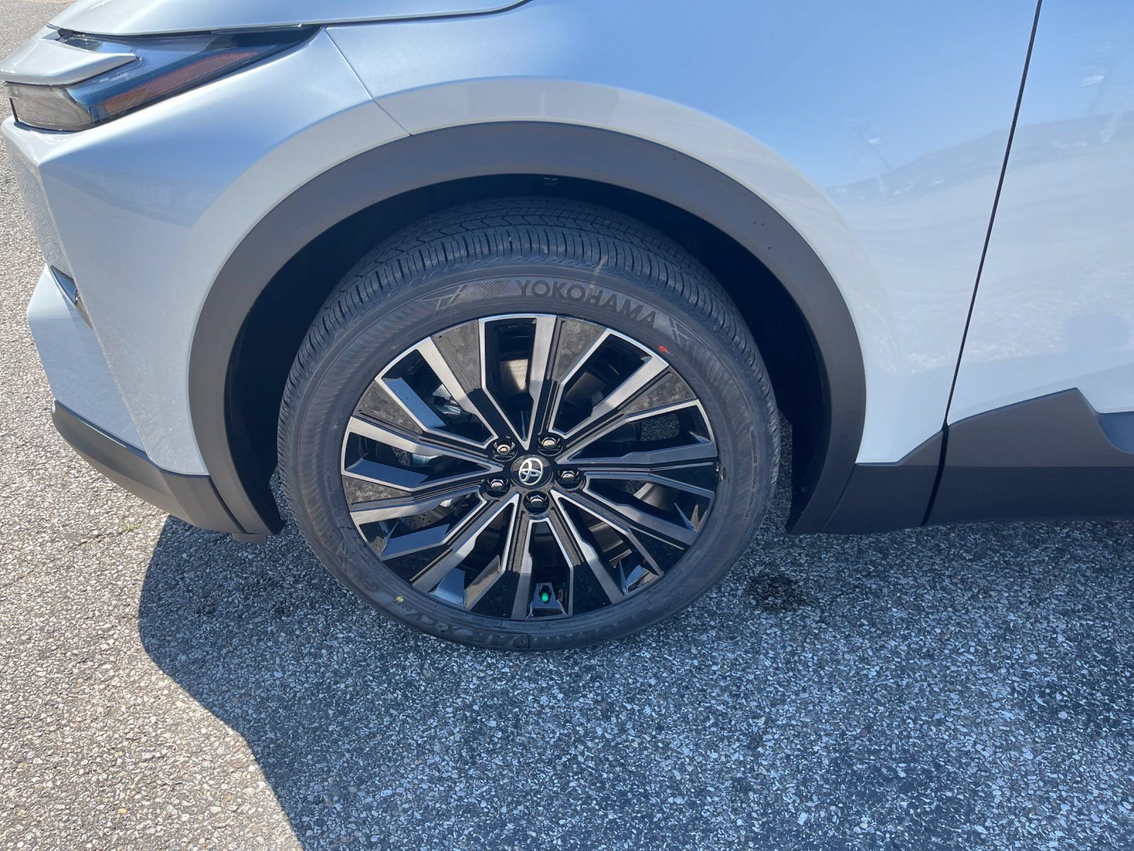New 2026 Toyota C-HR AWD/4WD image 32