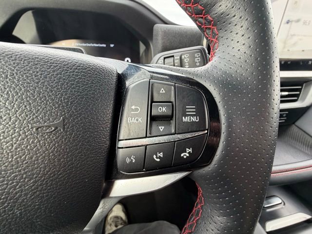 Used 2025 Ford Explorer ST-Line w/ ST-Line Street Pack image 14