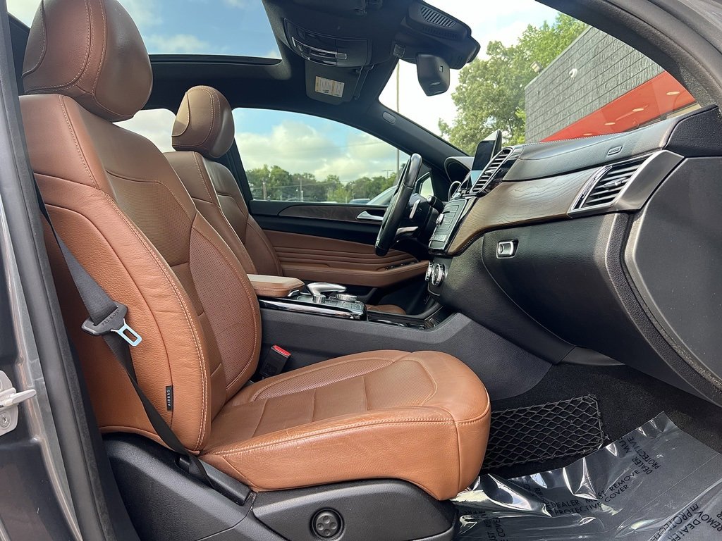 Used 2017 Mercedes-Benz GLE 43 AMG 4MATIC Coupe w/ Parking Assist Package image 30