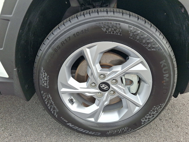 Used 2023 Hyundai Tucson SE AWD/4WD image 9