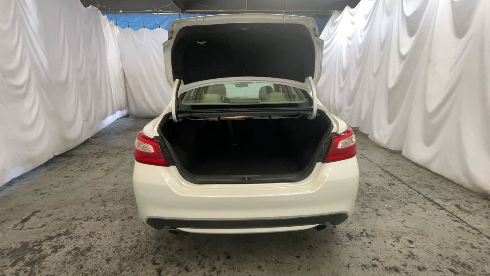 Used 2017 Nissan Altima 2.5 SV FWD image 20