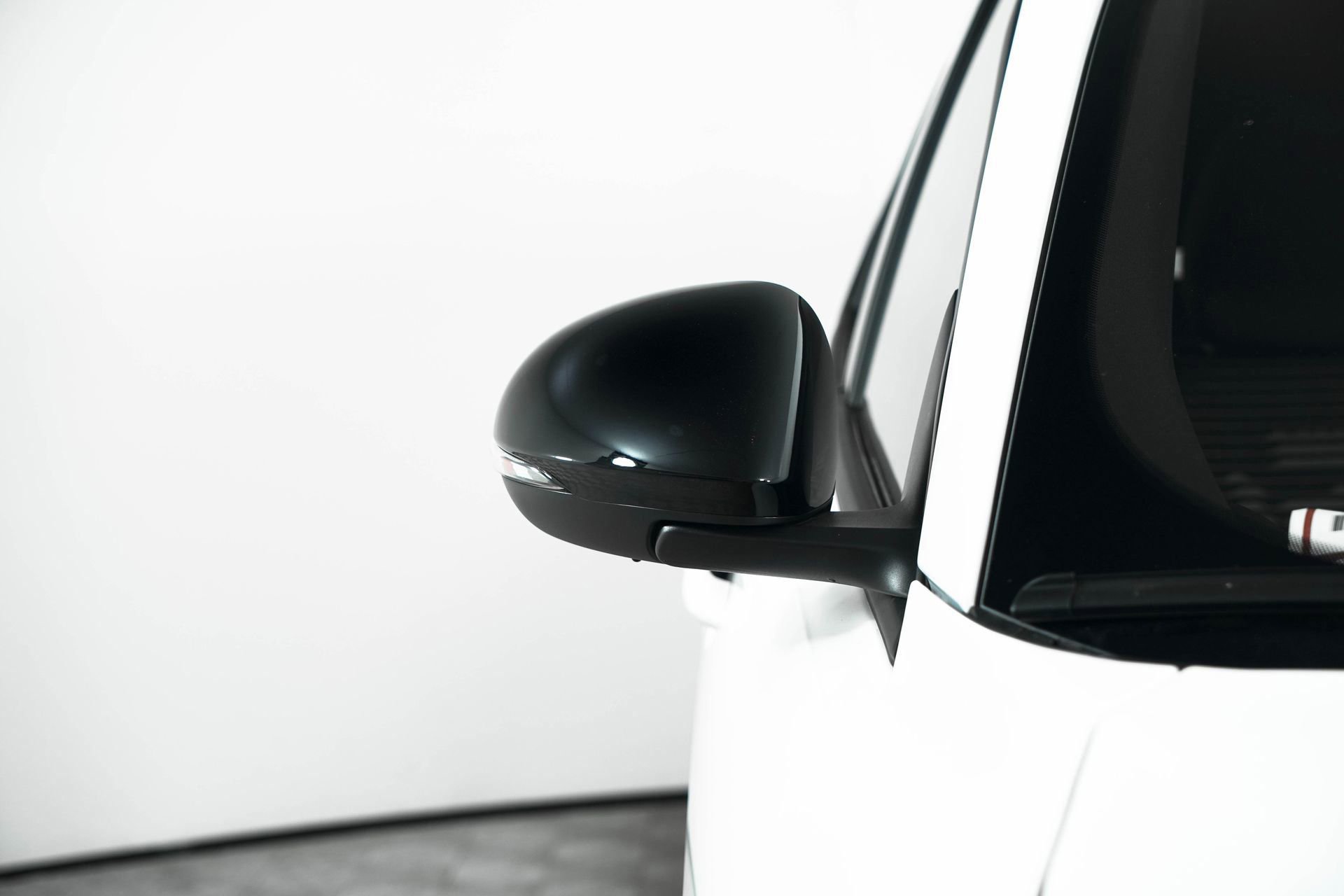 New 2025 Alfa Romeo Tonale AWD/4WD image 12