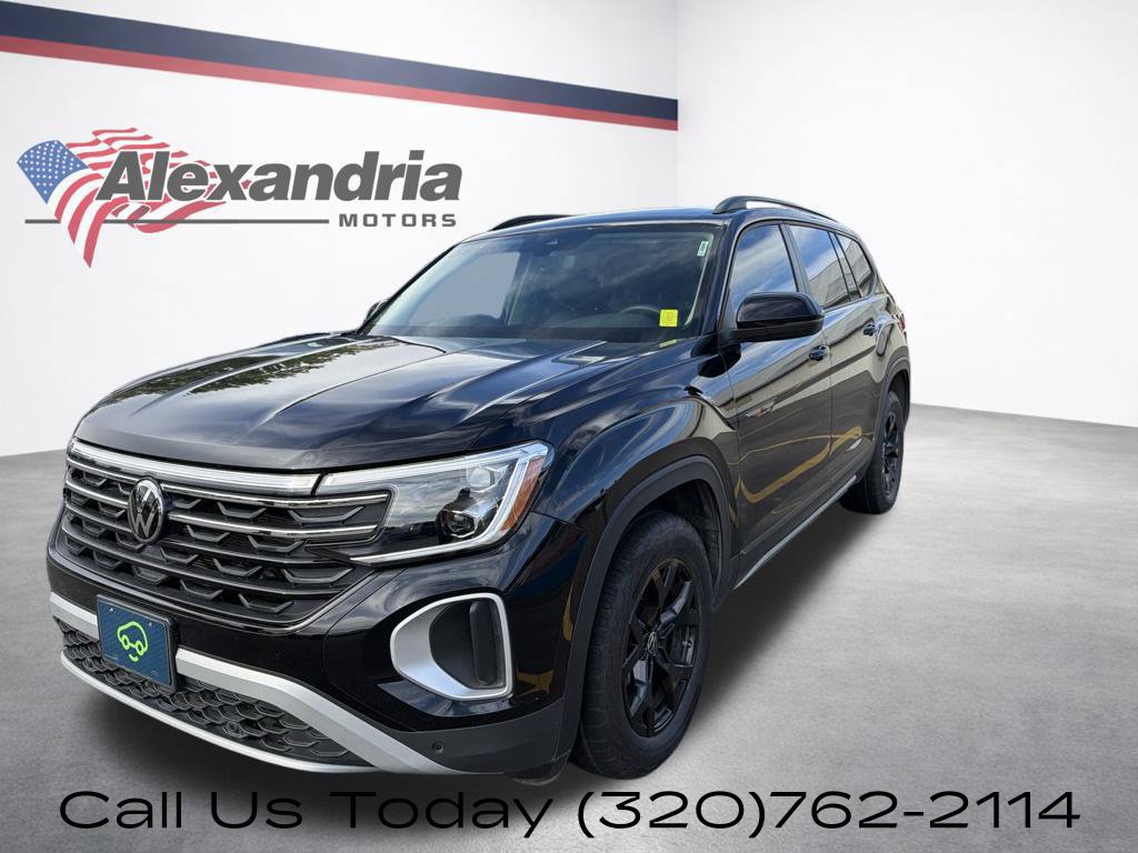 Used 2024 Volkswagen Atlas Peak Edition SE