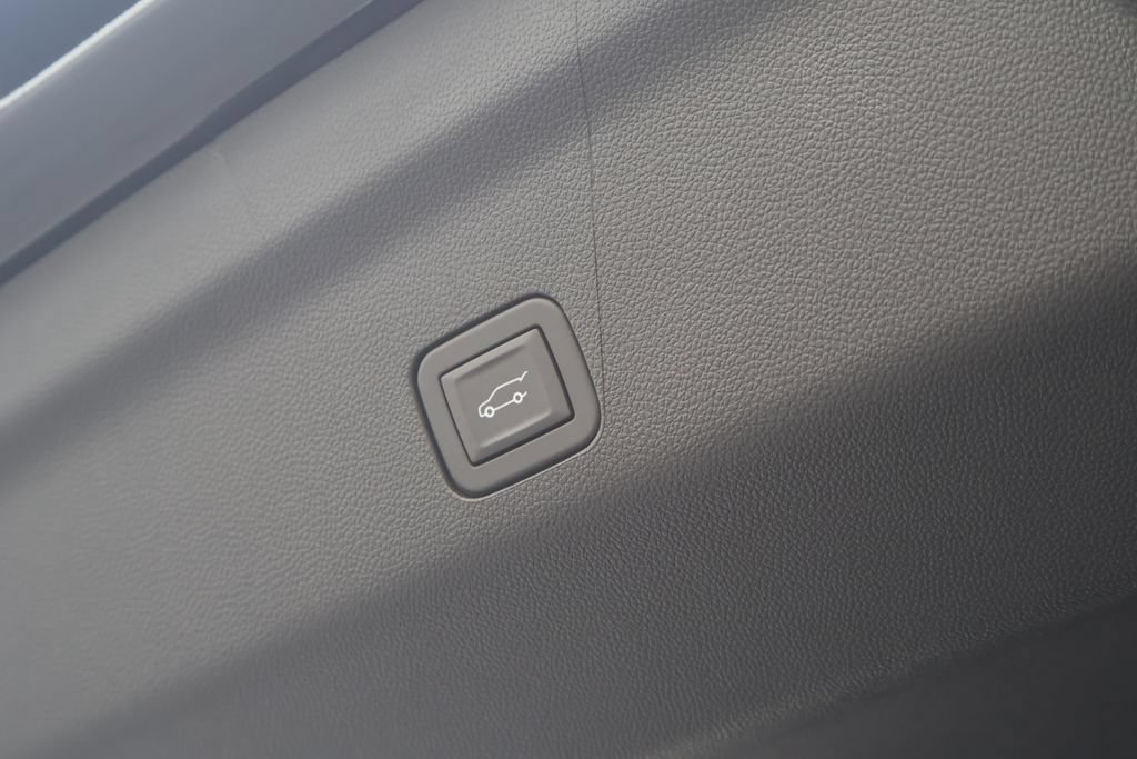 New 2026 Chevrolet Tahoe Premier AWD/4WD image 53