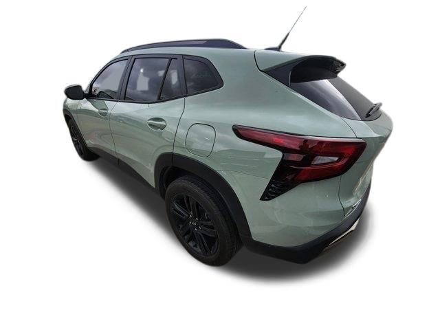 Used 2024 Chevrolet Trax ACTIV w/ Sunroof Package image 7