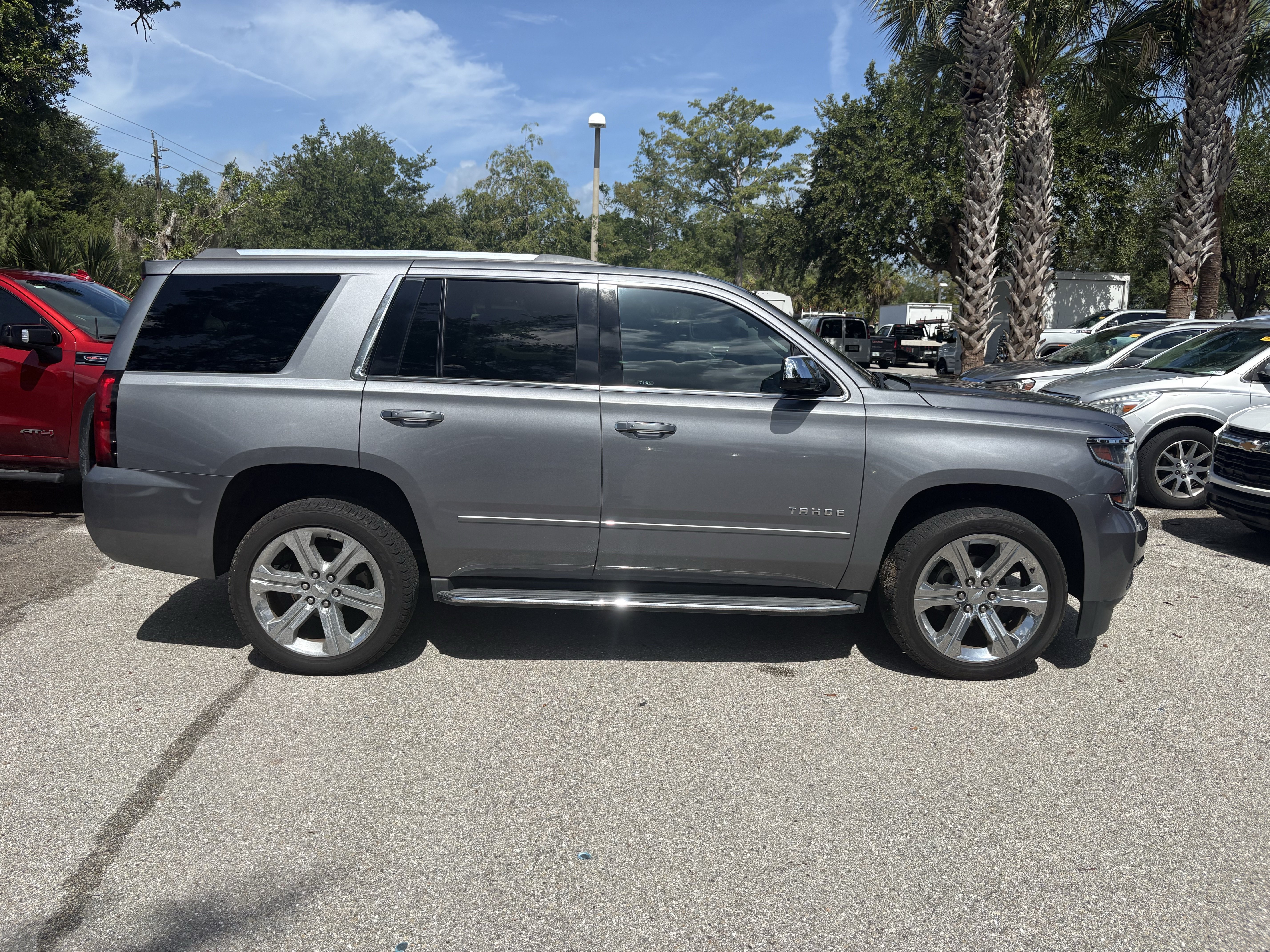 Used 2018 Chevrolet Tahoe Premier AWD/4WD image 8