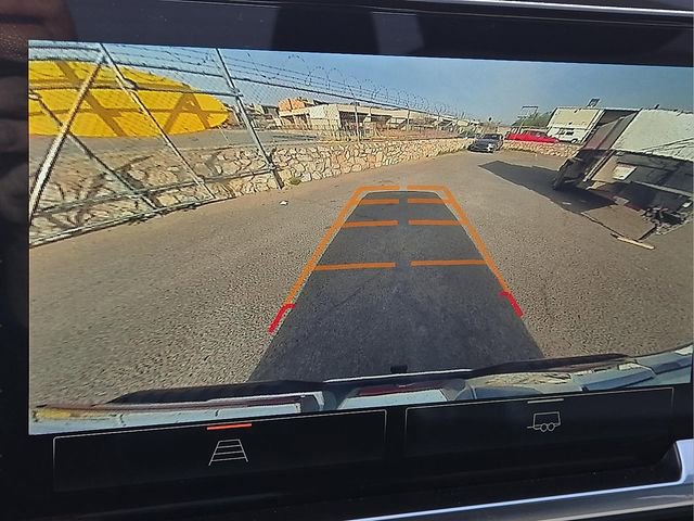 Used 2025 GMC Sierra 1500 SLT image 28