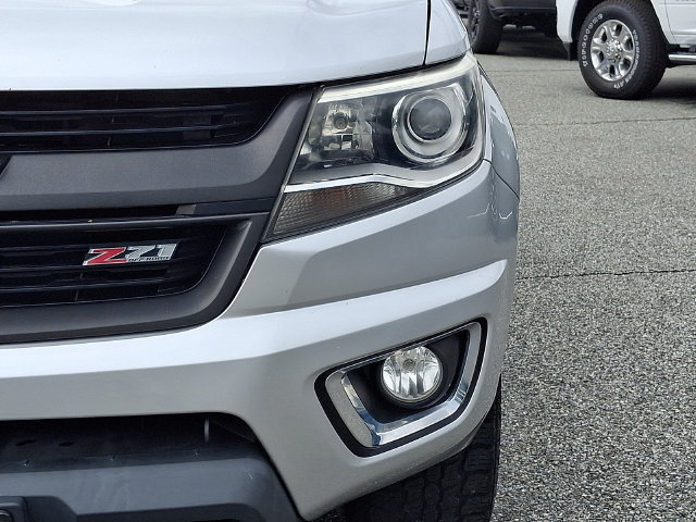 Used 2015 Chevrolet Colorado Z71 w/ LPO, Bed Protection Package AWD/4WD image 9