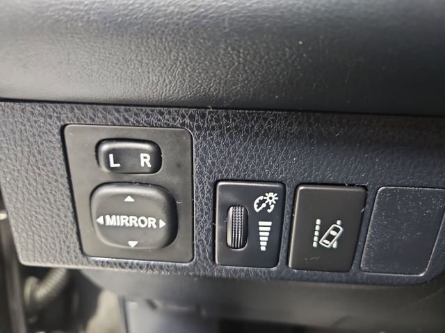 Used 2018 Toyota RAV4 Limited w/ Advanced Technology Package image 24