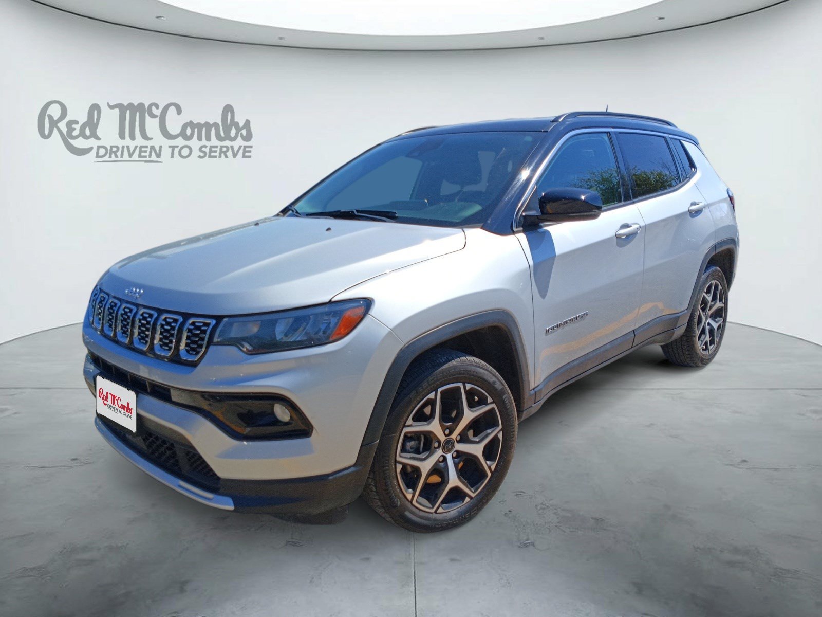 Used 2025 Jeep Compass Limited AWD/4WD image 1