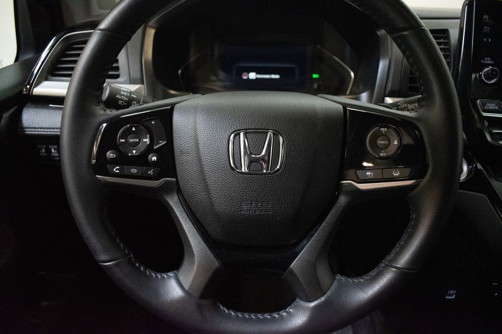 Used 2024 Honda Odyssey Touring image 12