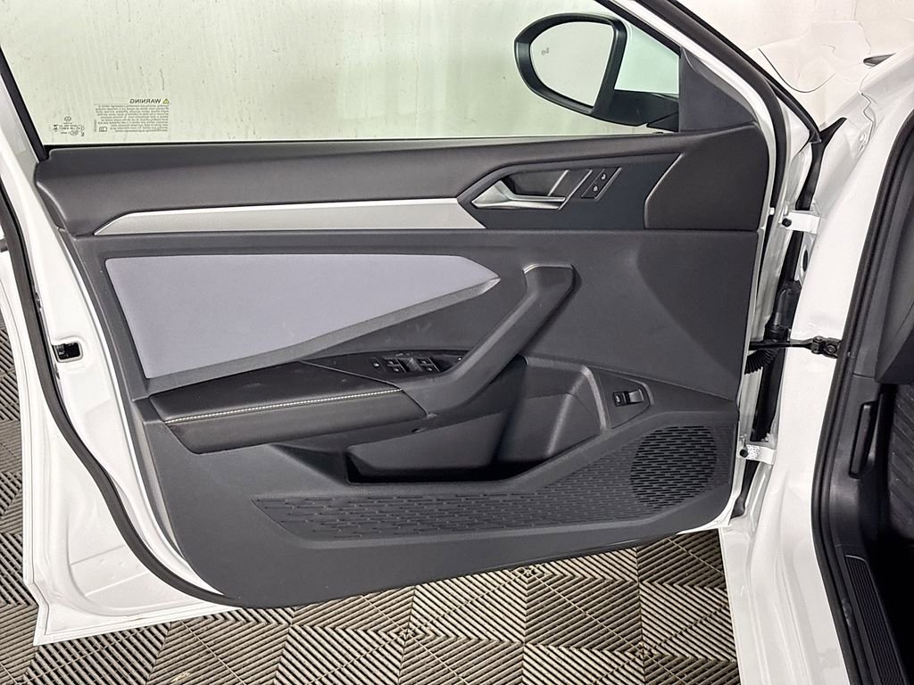 New 2026 Volkswagen Jetta SE image 10
