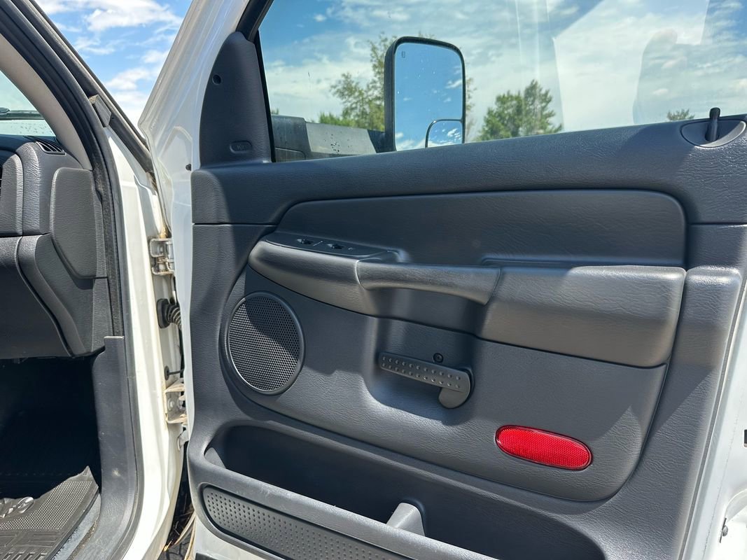 Used 2003 Dodge Ram 2500 Truck SLT image 13