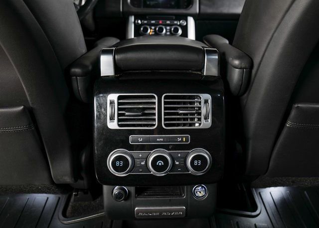 Used 2016 Land Rover Range Rover HSE image 20