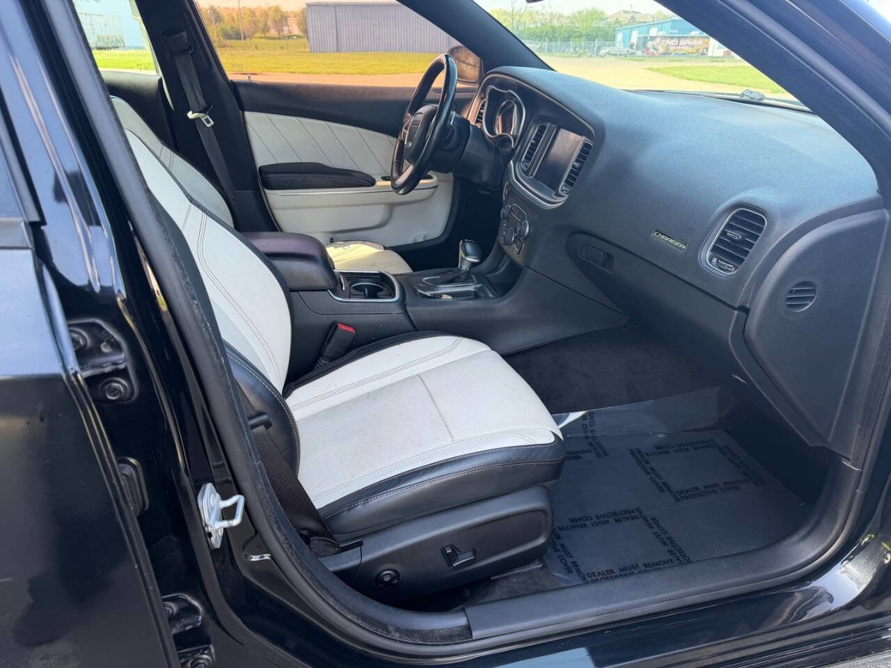 Used 2015 Dodge Charger R/T w/ Plus Group RWD image 13