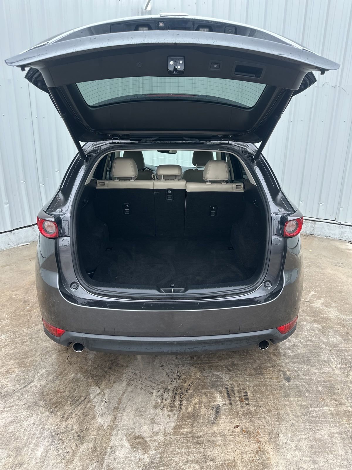 Used 2019 MAZDA CX-5 Touring image 8