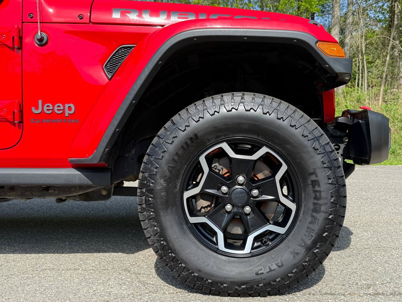 Used 2020 Jeep Gladiator Rubicon AWD/4WD image 11