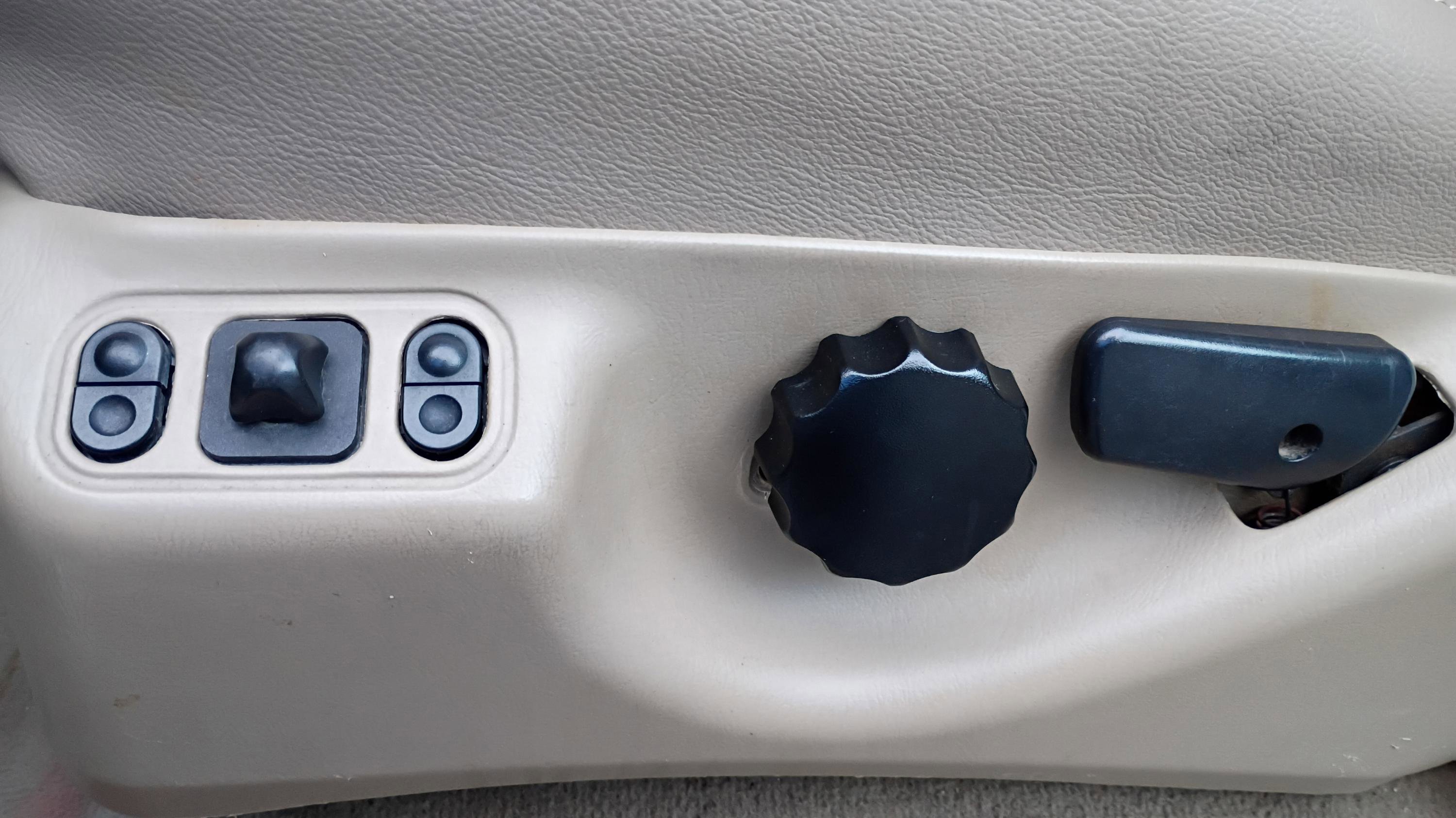 Used 2006 Ford F350 Lariat image 30