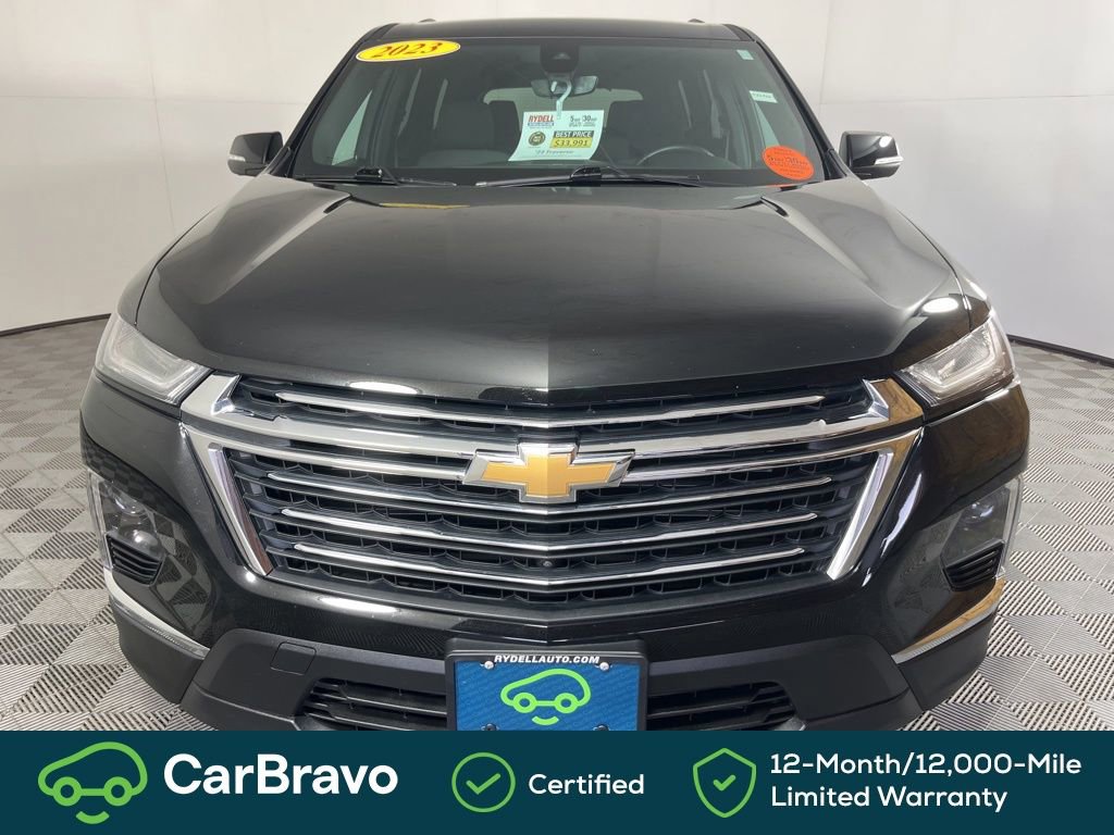 Certified 2023 Chevrolet Traverse LT w/ Rear Camera Mirror Package image 12