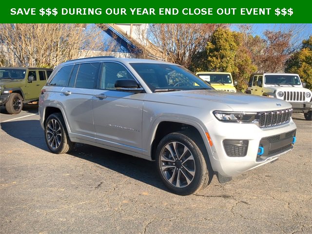 New 2024 Jeep Grand Cherokee Overland w/ Advanced Protech Group III image 10