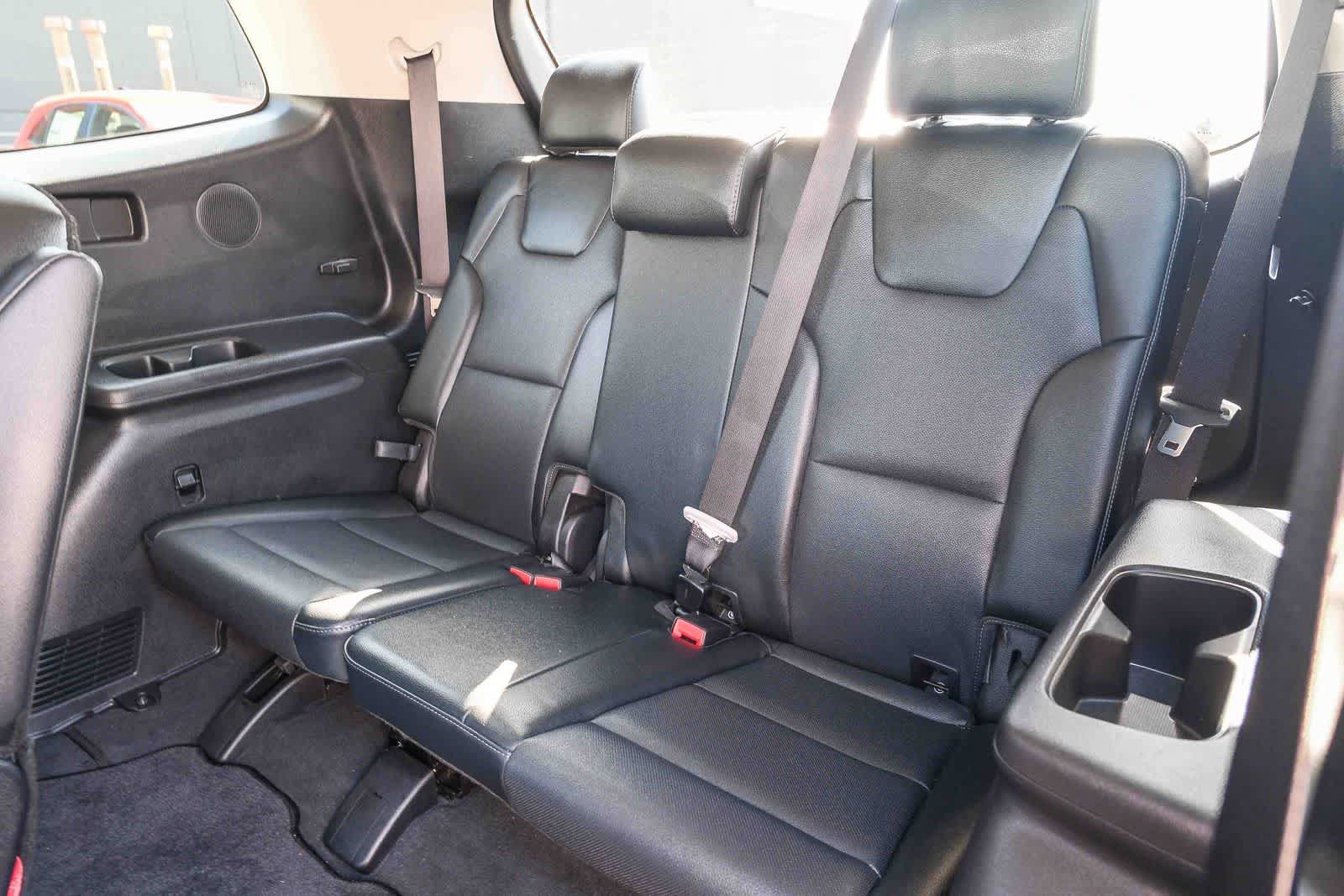 Used 2024 Kia Telluride SX w/ Towing Package AWD/4WD image 16
