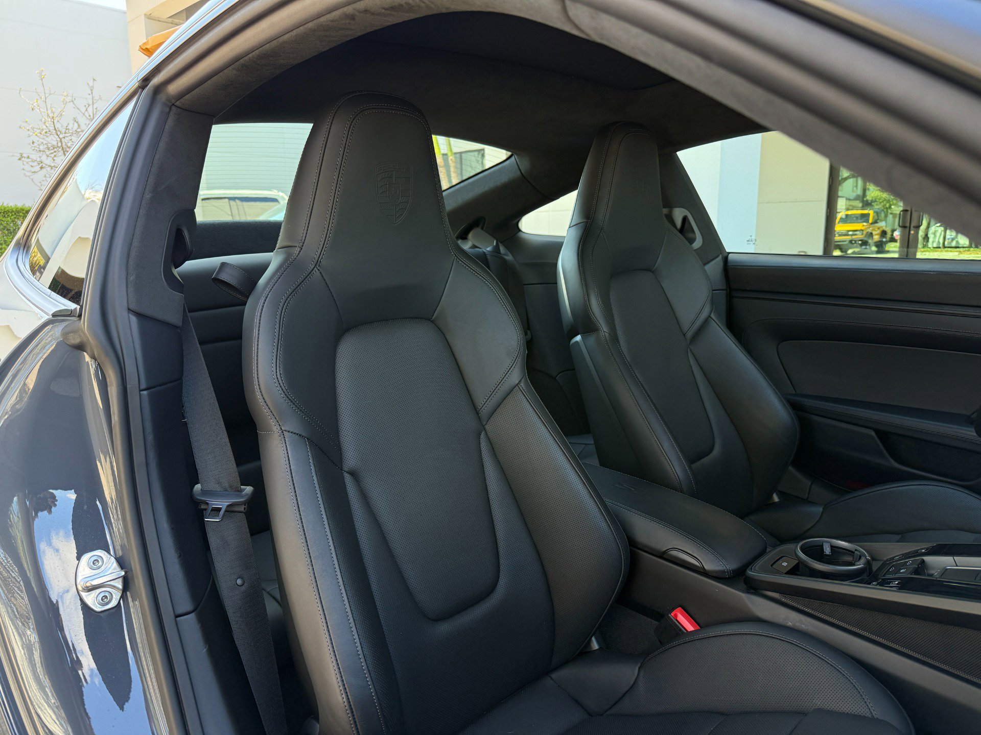 Used 2025 Porsche 911 Carrera GTS image 30