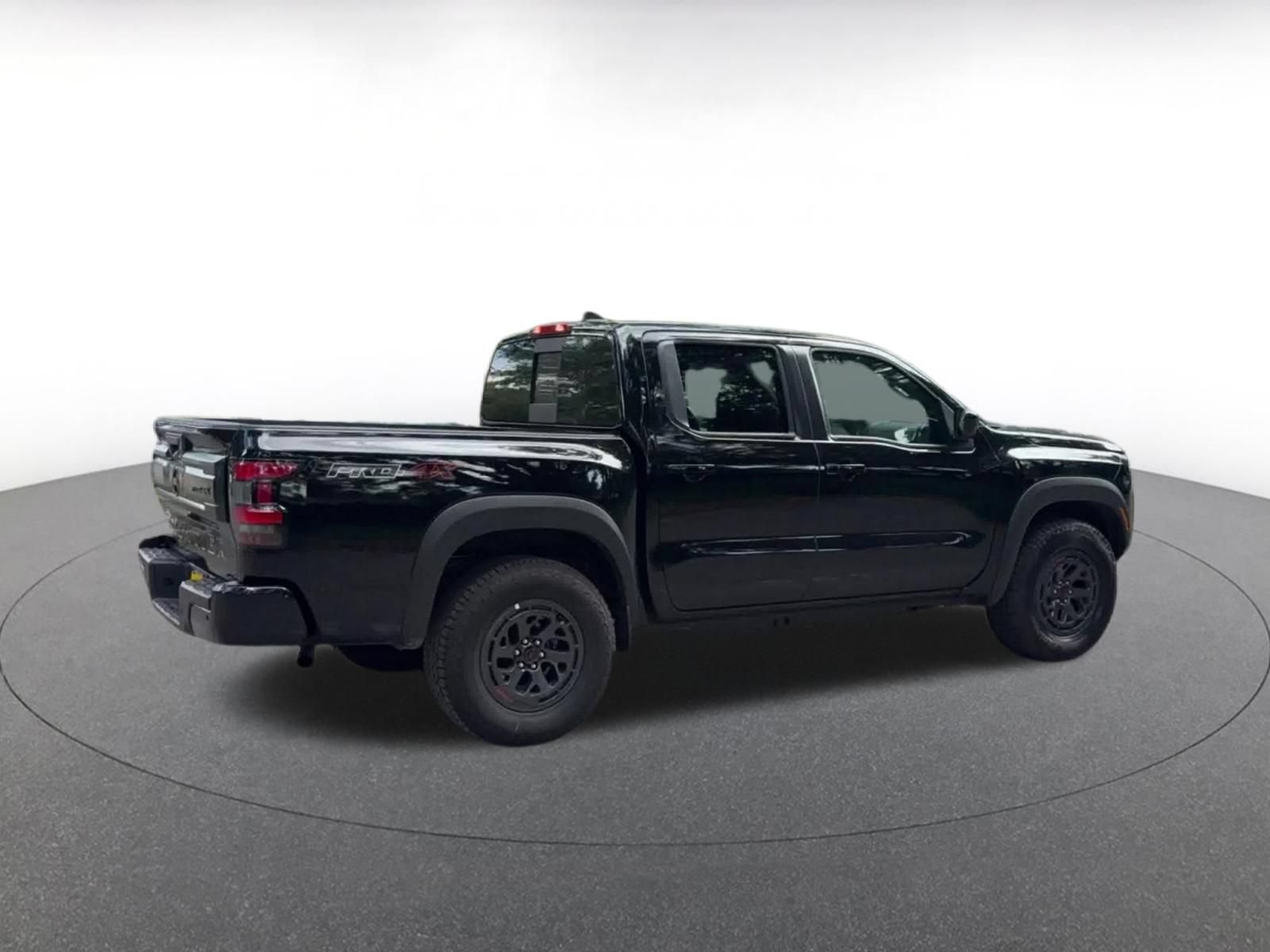 Used 2026 Nissan Frontier PRO-4X AWD/4WD image 13