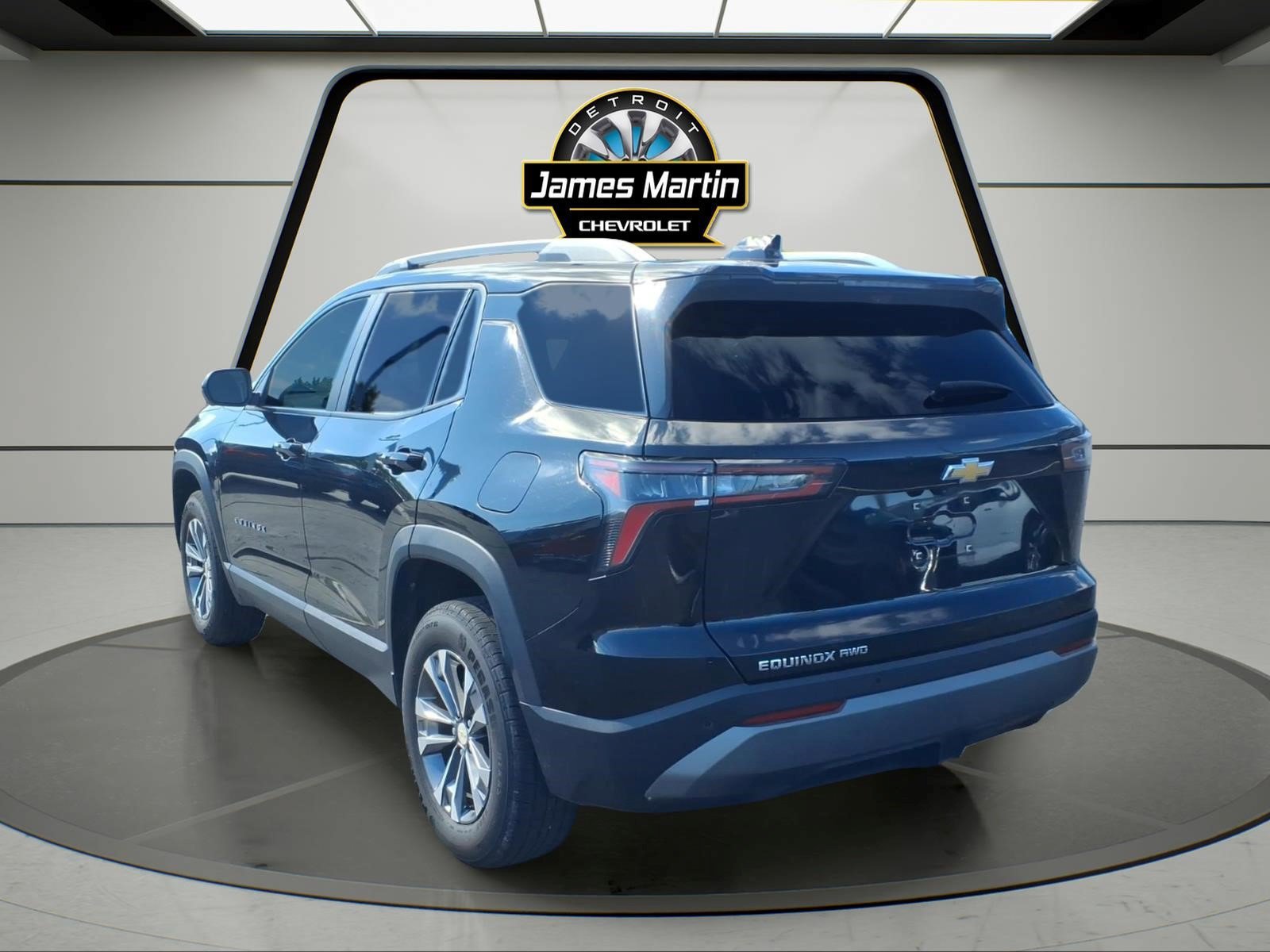 Certified 2025 Chevrolet Equinox LT w/ Convenience Package II AWD/4WD image 6