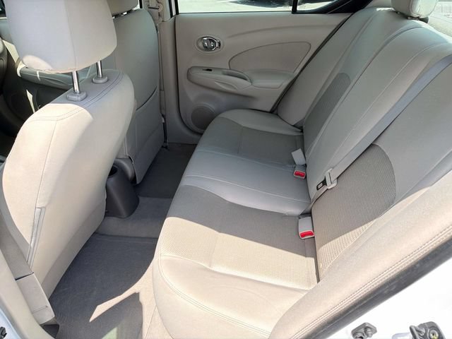 Used 2015 Nissan Versa SV FWD image 19